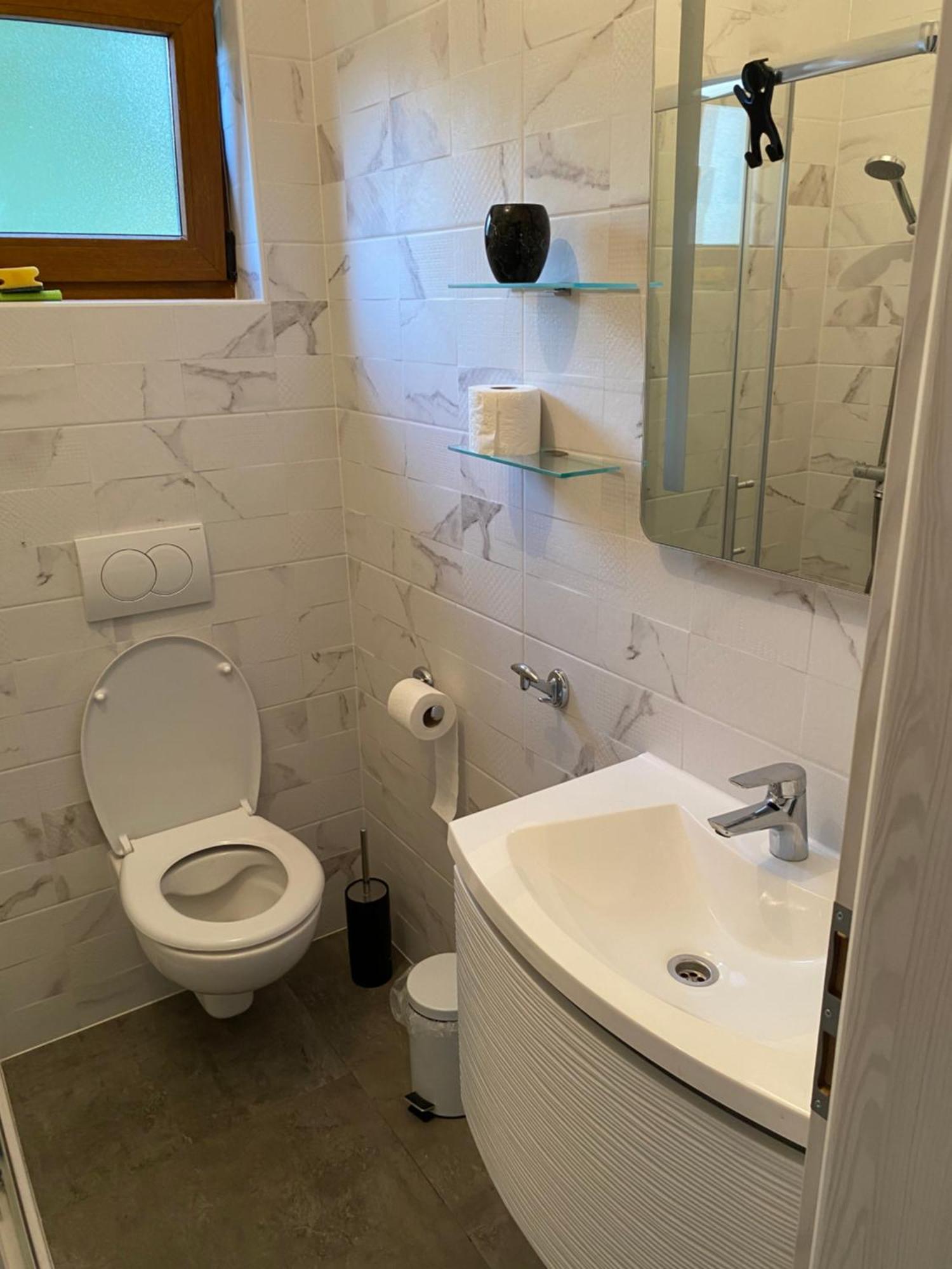 Apartman Lidija Linardići Екстериор снимка